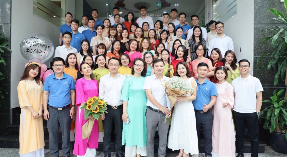 RỘN RÀNG KHÔNG KHÍ 20/10 TẠI VĨNH HƯNG - VĨNH HƯNG JSC
