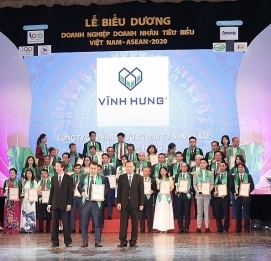Vĩnh Hưng đạt giải thưởng “Doanh nghiệp tiêu biểu ASEAN - VĨNH HƯNG JSC