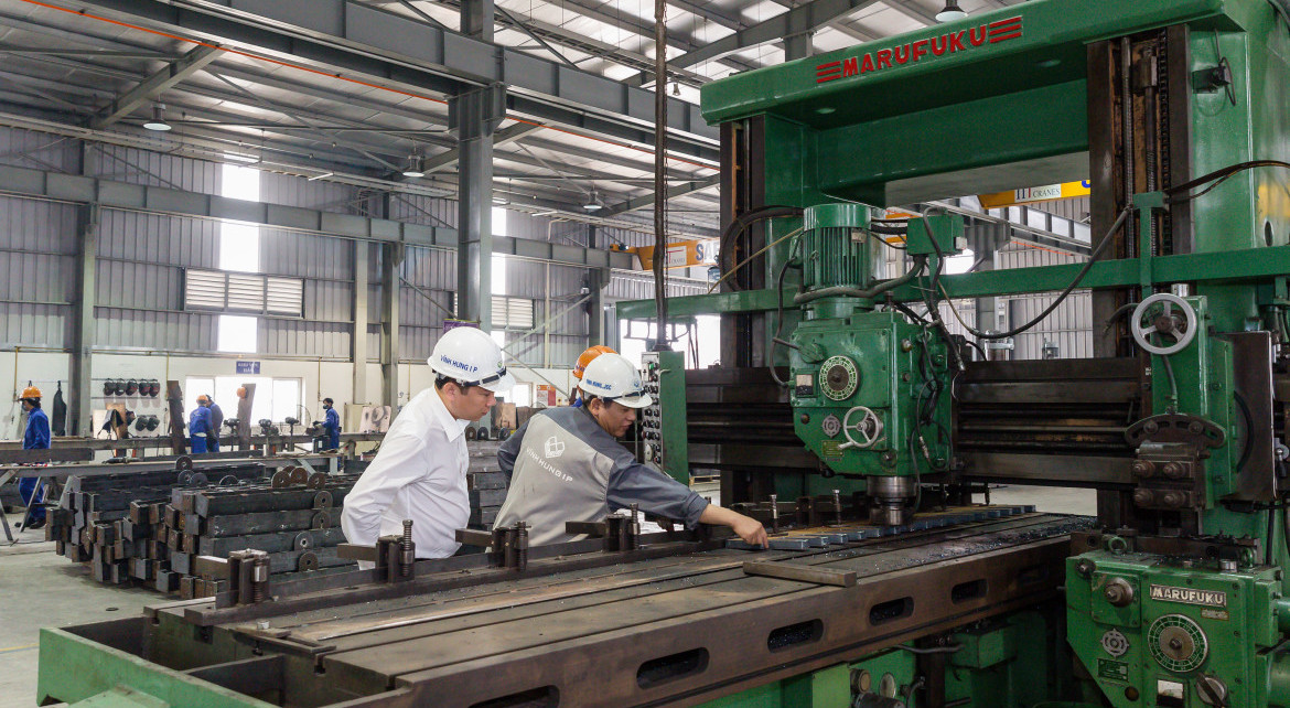 Tập thể CBNV VHIP - VĨNH HƯNG JSC