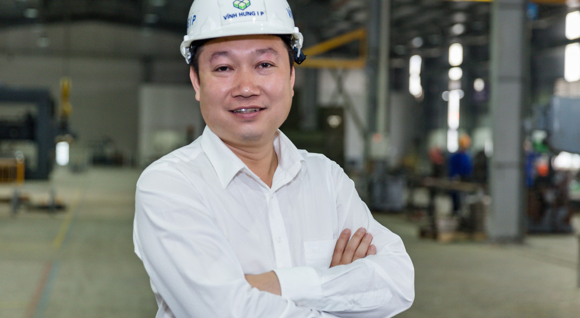 Tập thể CBNV VHIP - VĨNH HƯNG JSC