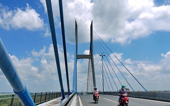 Vĩnh Hưng thi công sửa chữa cây cầu dây văng đầu tiên - VĨNH HƯNG JSC