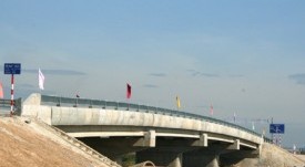 Cầu Ca Cút – Huế - VĨNH HƯNG JSC