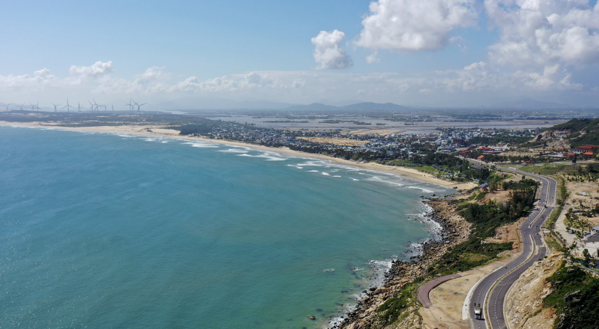 Dự án đường ven biển (DT 639) Đoạn Cát Tiến - Đề Gi - VĨNH HƯNG JSC