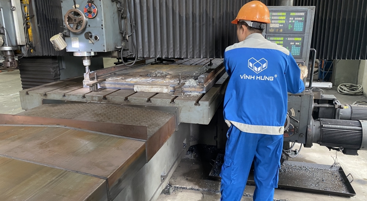 Vĩnh Hưng sản xuất Gối chậu tải trọng 20,000kN - Vinh Hung JSC