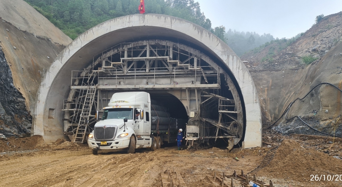 DỰ ÁN HẦM TRƯỜNG VINH - VĨNH HƯNG JSC