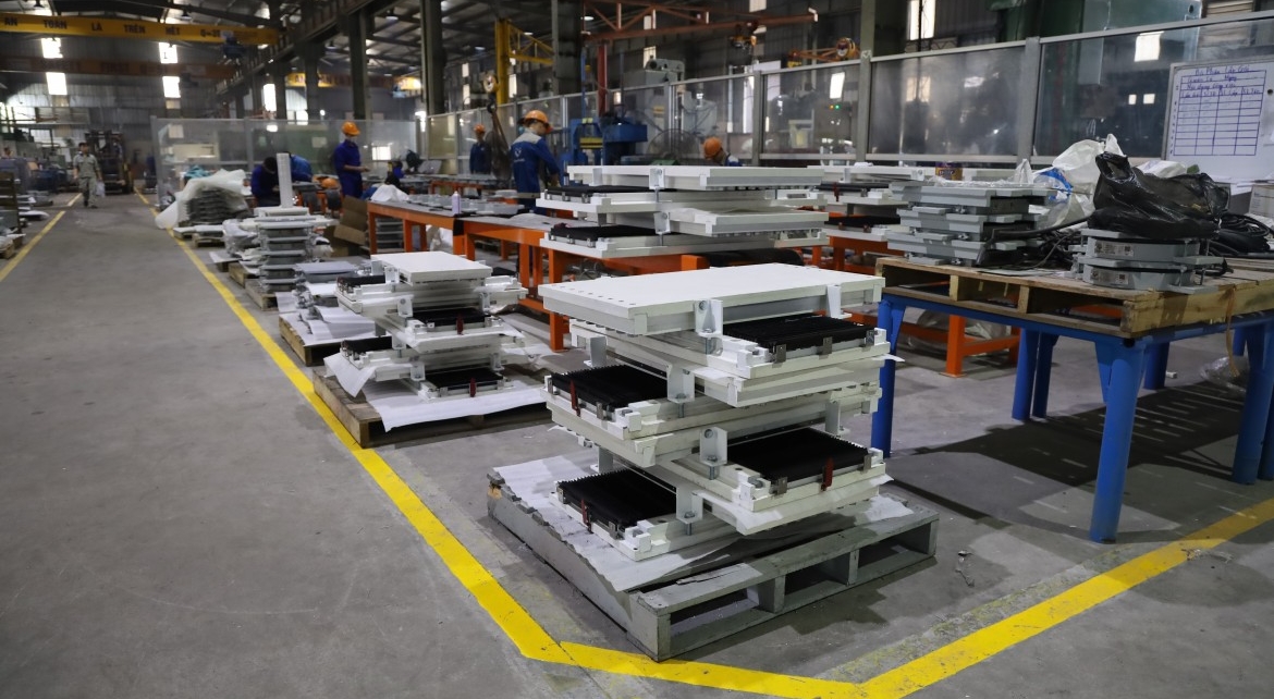 VĨNH HƯNG XUẤT KHẨU GỐI NHÀ GA, DỰ ÁN ĐƯỜNG SẮT MALOLOS - VĨNH HƯNG JSC