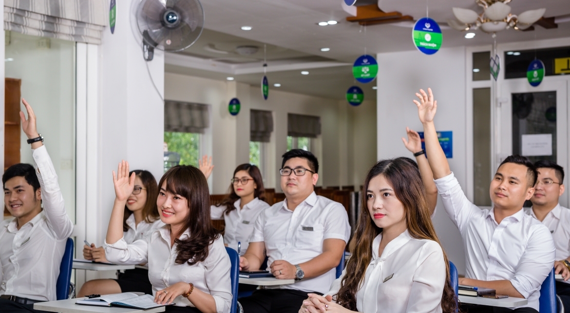 Training - VĨNH HƯNG JSC