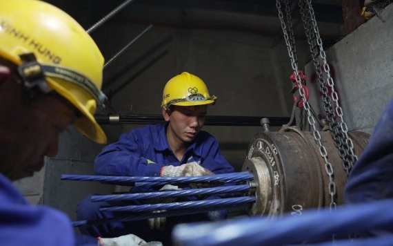 Vĩnh Hưng tăng tốc thi công sửa chữa cầu Câu Lâu - VĨNH HƯNG JSC